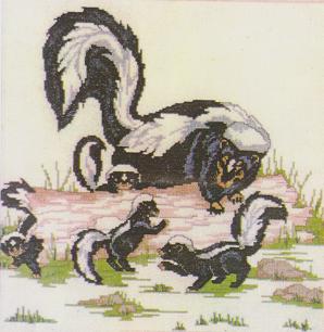 Mother Skunk and Babies Pattern